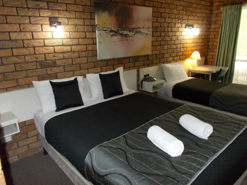 Park House Motor Inn Oakey Exterior foto