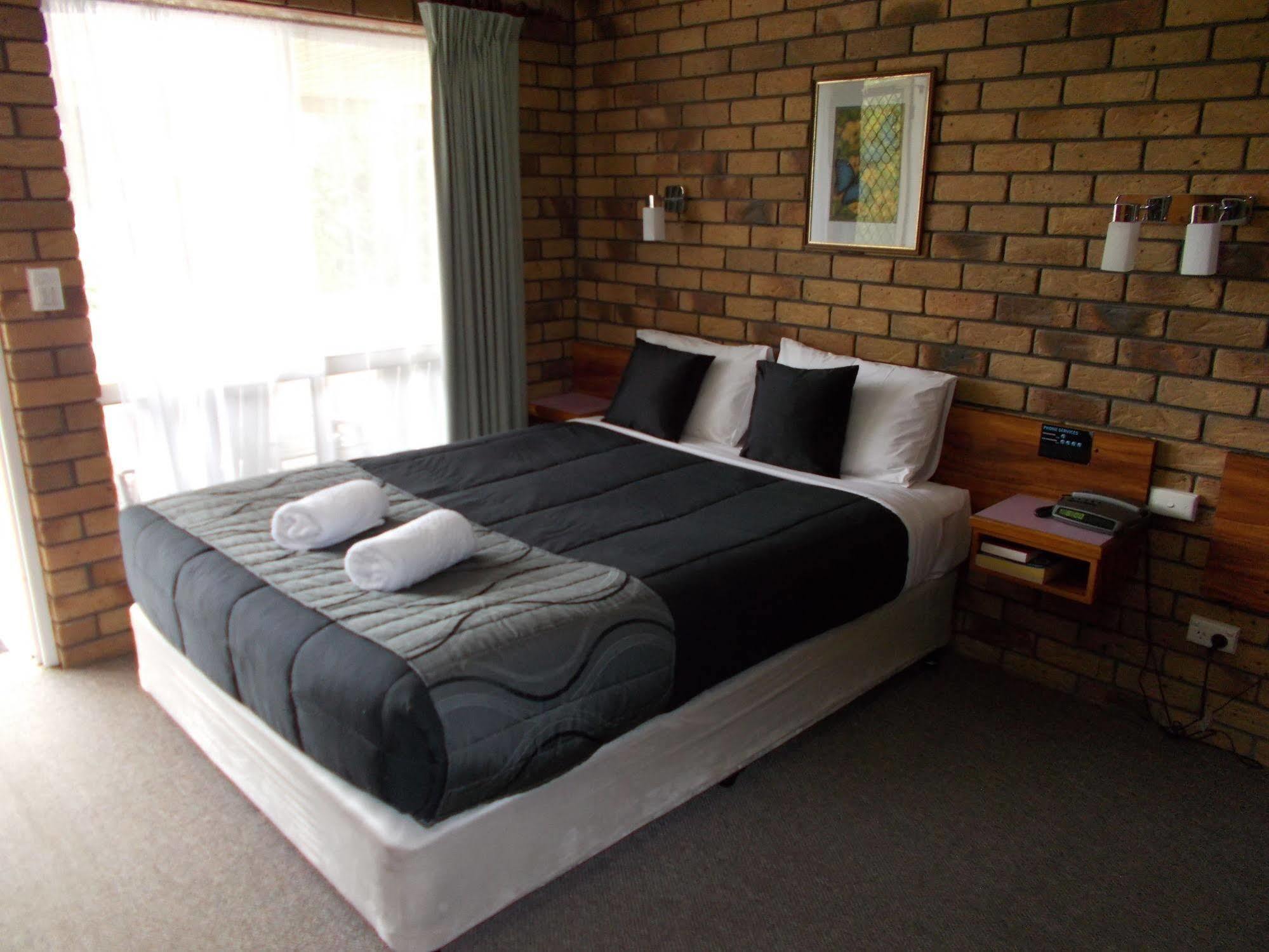Park House Motor Inn Oakey Exterior foto